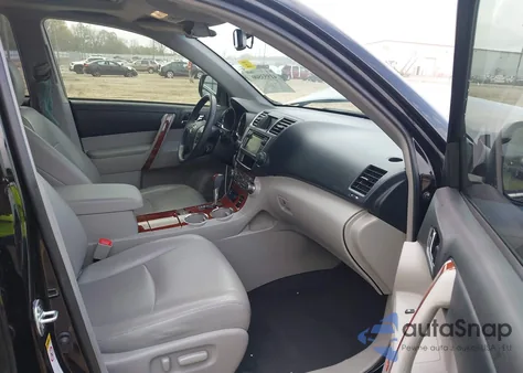 2013 Toyota Highlander Limited V6 z USA, uszkodzony, nr VIN 5TDYK3EH8DS110228